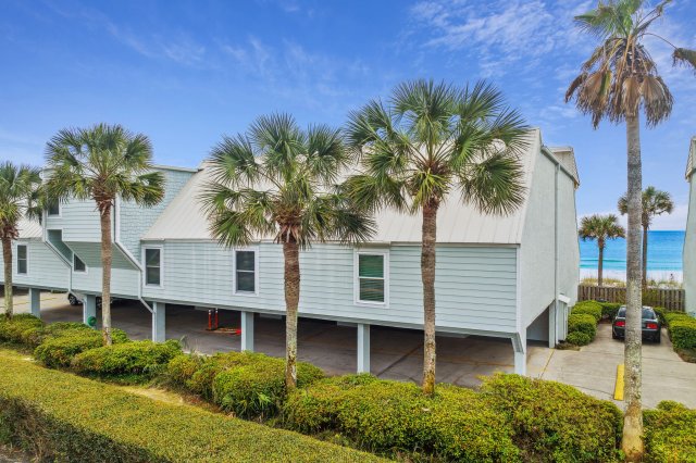 3 Condominium vacation rental located in Panama City Beach 1