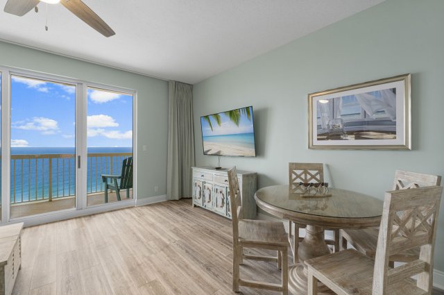 1 Condominium vacation rental located in Panama City Beach 1