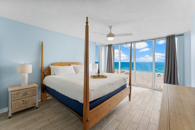 3 Condominium vacation rental located in Panama City Beach 1