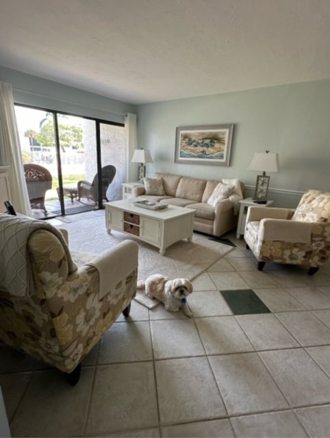 2 Condominium vacation rental located in Anna Maria Island 1