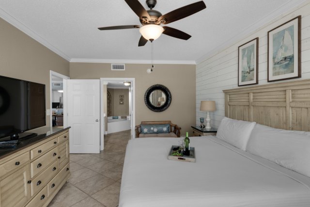 4 Condominium vacation rental located in Panama City Beach 1