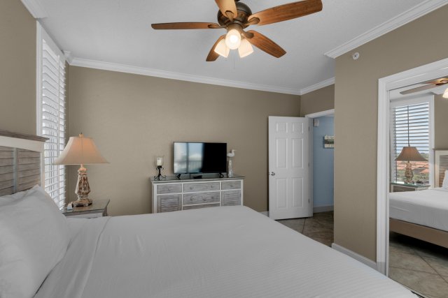 4 Condominium vacation rental located in Panama City Beach 1