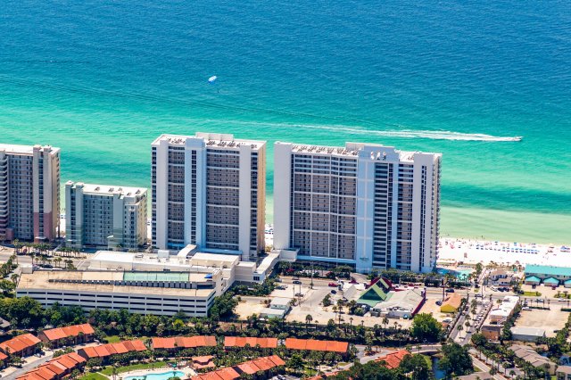 4 Condominium vacation rental located in Panama City Beach 1