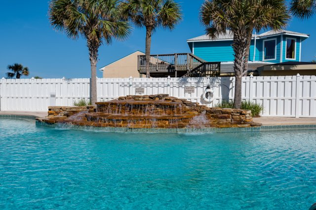 4 Condominium vacation rental located in Panama City Beach 1