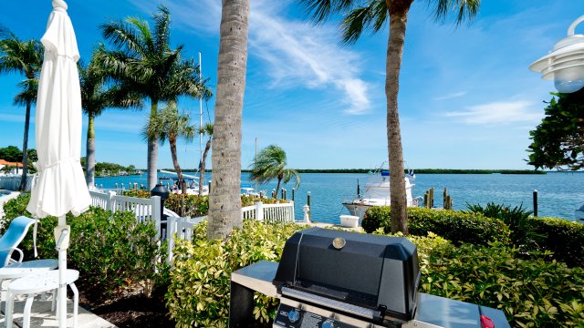 2 Condominium vacation rental located in Longboat Key 1