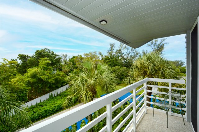 2 Condominium vacation rental located in Longboat Key 1