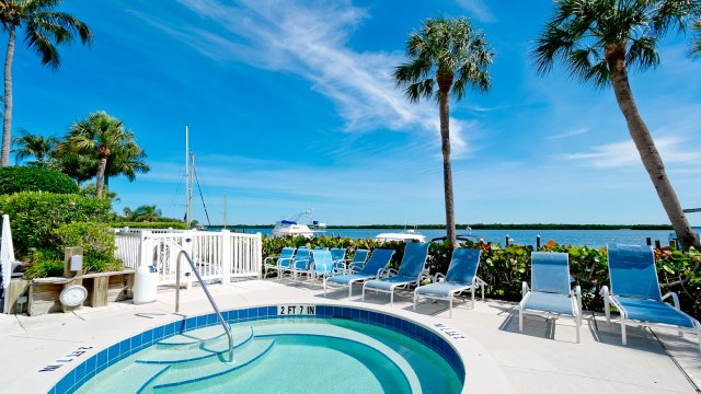 2 Condominium vacation rental located in Longboat Key 1