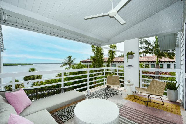 2 Condominium vacation rental located in Longboat Key 1