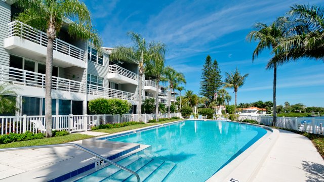 2 Condominium vacation rental located in Longboat Key 1