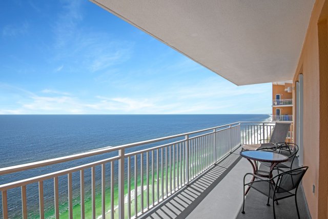 2 Condominium vacation rental located in Panama City Beach 1