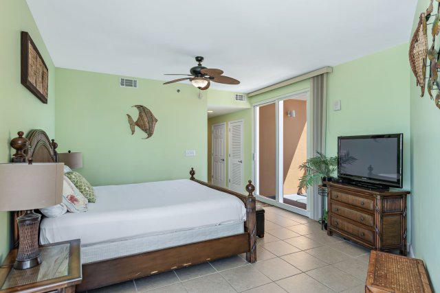 2 Condominium vacation rental located in Panama City Beach 1