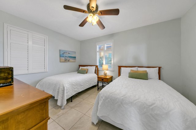 4 Condominium vacation rental located in Okaloosa Island 1