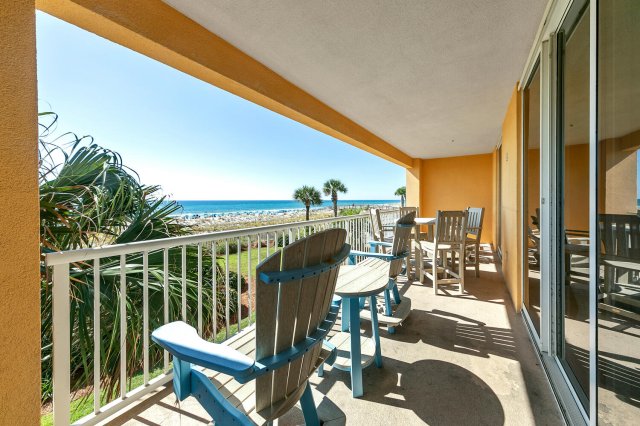 4 Condominium vacation rental located in Okaloosa Island 1