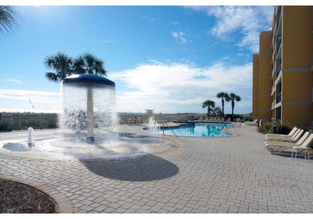 4 Condominium vacation rental located in Okaloosa Island 1