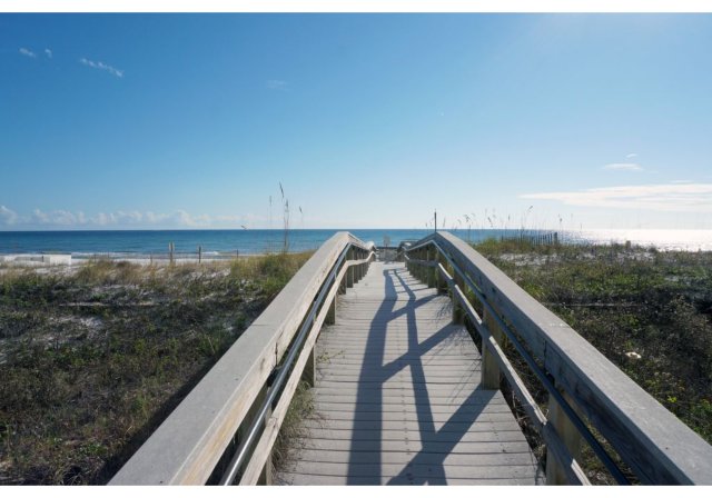 4 Condominium vacation rental located in Okaloosa Island 1