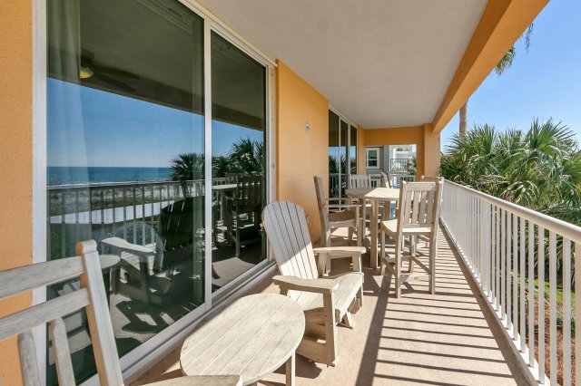 4 Condominium vacation rental located in Okaloosa Island 1