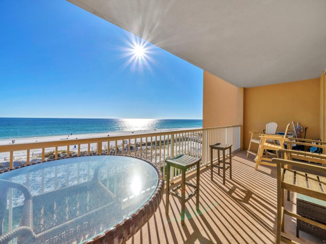 3 Condominium vacation rental located in Okaloosa Island 1