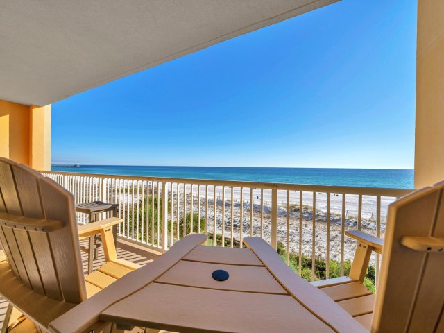 3 Condominium vacation rental located in Okaloosa Island 1