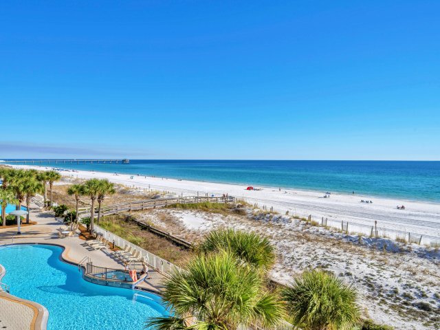 3 Condominium vacation rental located in Okaloosa Island 1