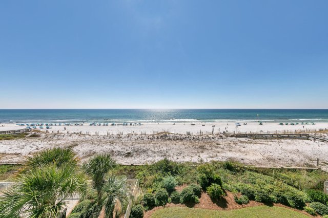 3 Condominium vacation rental located in Okaloosa Island 1