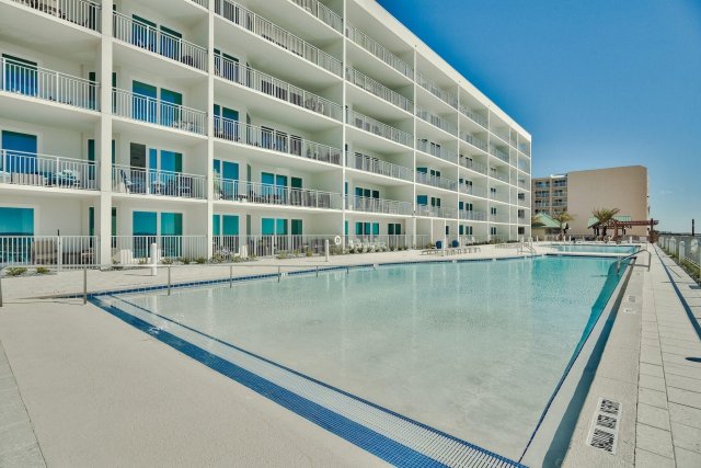 4 Condominium vacation rental located in Okaloosa Island 1