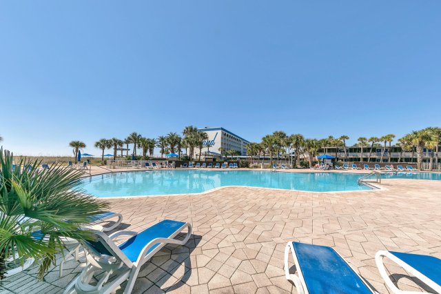 2 Condominium vacation rental located in Okaloosa Island 1