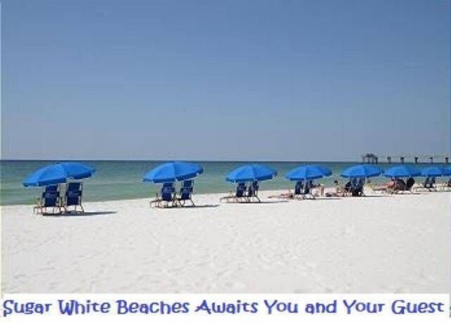 2 Condominium vacation rental located in Okaloosa Island 1