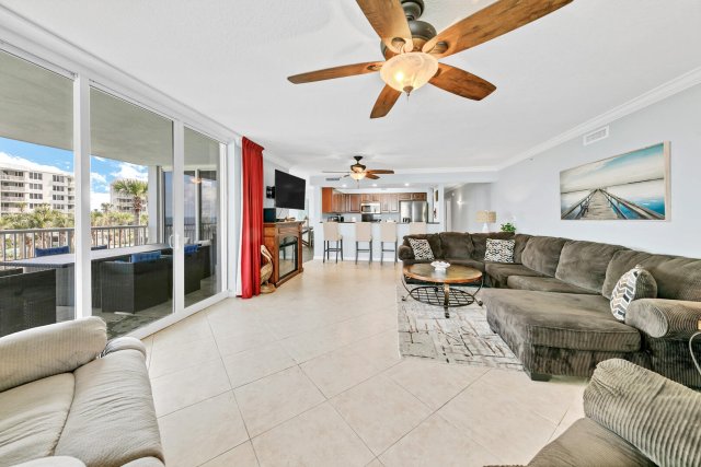 3 Condominium vacation rental located in Okaloosa Island 1