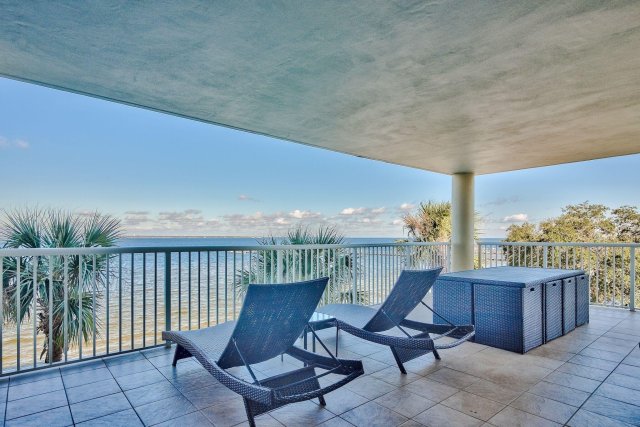 3 Condominium vacation rental located in Okaloosa Island 1