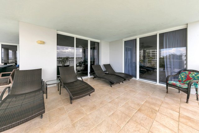 3 Condominium vacation rental located in Okaloosa Island 1