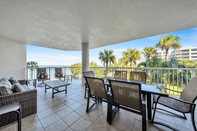 3 Condominium vacation rental located in Okaloosa Island 1