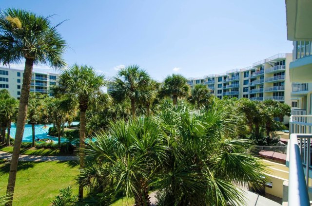 3 Condominium vacation rental located in Okaloosa Island 1