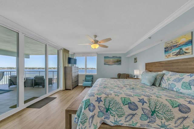 3 Condominium vacation rental located in Okaloosa Island 1