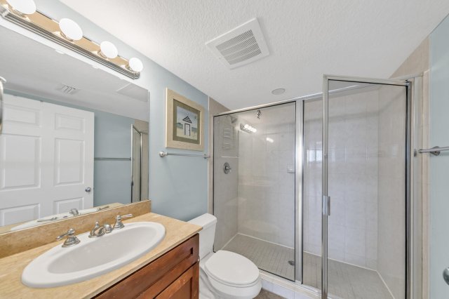 3 Condominium vacation rental located in Okaloosa Island 1