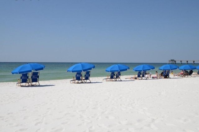 3 Condominium vacation rental located in Okaloosa Island 1