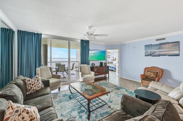 3 Condominium vacation rental located in Okaloosa Island 1