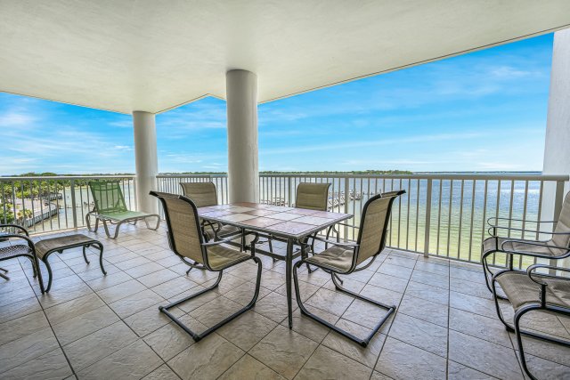 3 Condominium vacation rental located in Okaloosa Island 1