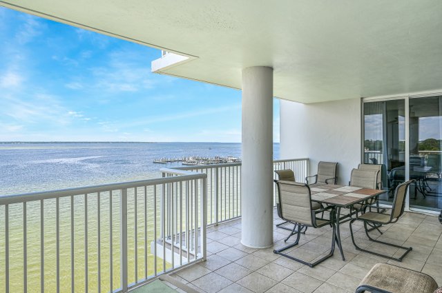 3 Condominium vacation rental located in Okaloosa Island 1