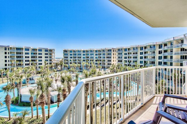 3 Condominium vacation rental located in Okaloosa Island 1