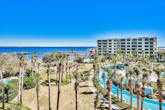 3 Condominium vacation rental located in Okaloosa Island 1