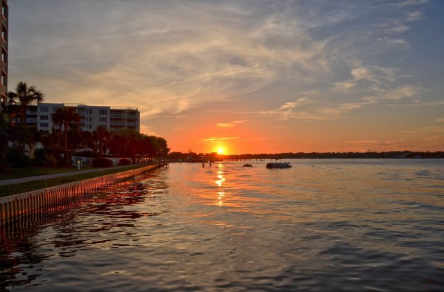 3 Condominium vacation rental located in Okaloosa Island 1