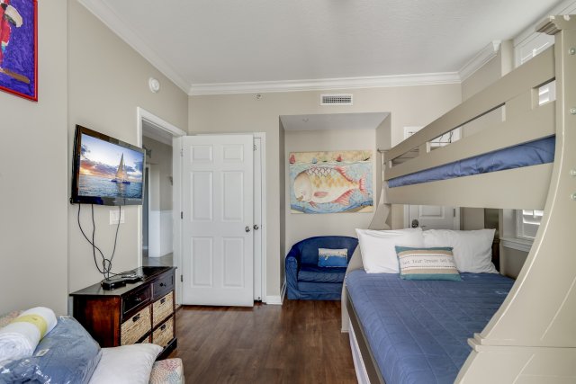 3 Condominium vacation rental located in Okaloosa Island 1