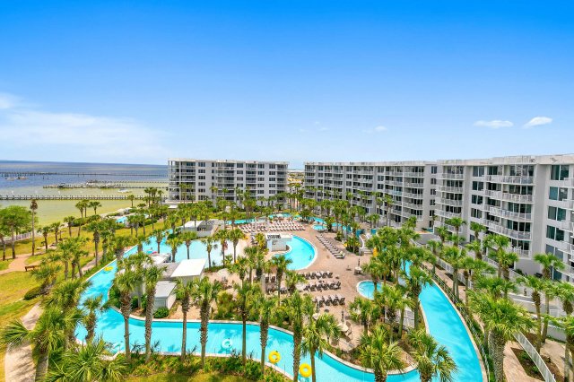 3 Condominium vacation rental located in Okaloosa Island 1