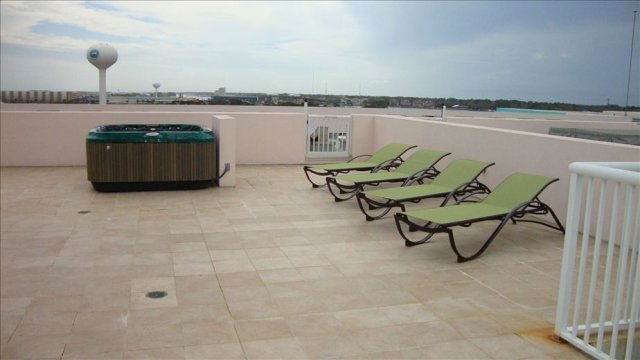 3 Condominium vacation rental located in Okaloosa Island 1