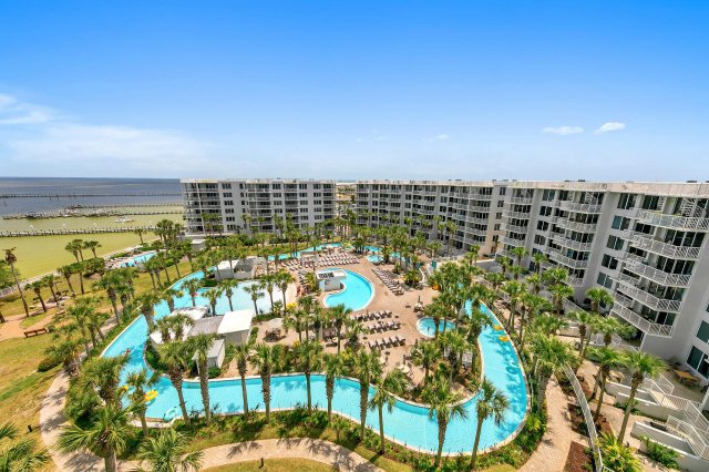 3 Condominium vacation rental located in Okaloosa Island 1