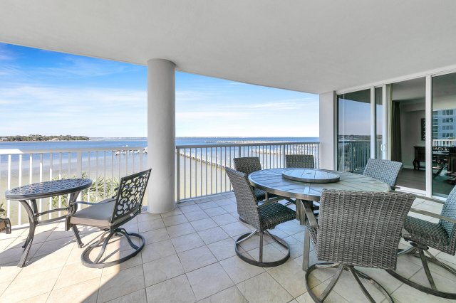 3 Condominium vacation rental located in Okaloosa Island 1