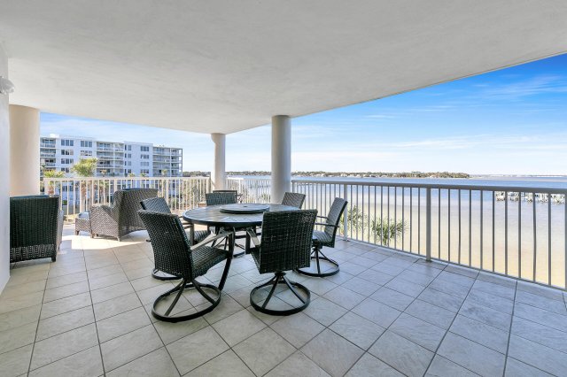 3 Condominium vacation rental located in Okaloosa Island 1