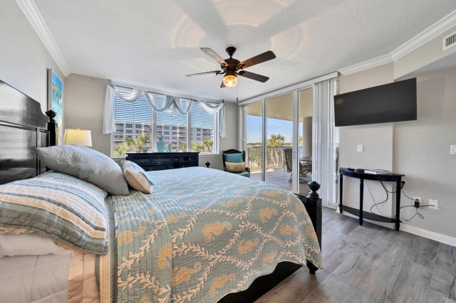 3 Condominium vacation rental located in Okaloosa Island 1