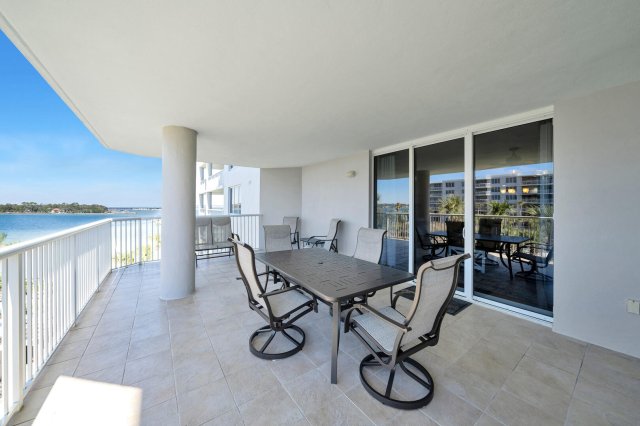 3 Condominium vacation rental located in Okaloosa Island 1