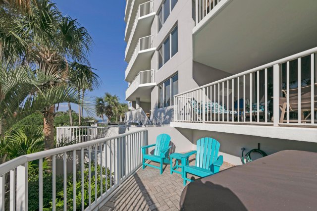 3 Condominium vacation rental located in Okaloosa Island 1